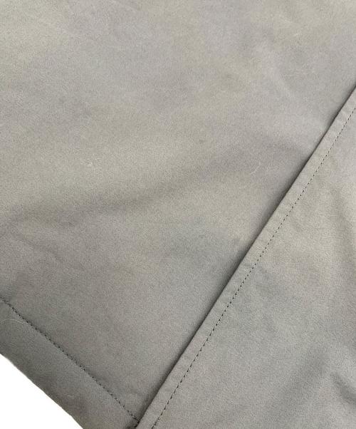 ARMANI COLLEZIONI（アルマーニ コレツィオーニ）ARMANI COLLEZIONI (アルマーニ コレツィオーニ) チェスターコート グレー サイズ:Lの古着・服飾アイテム