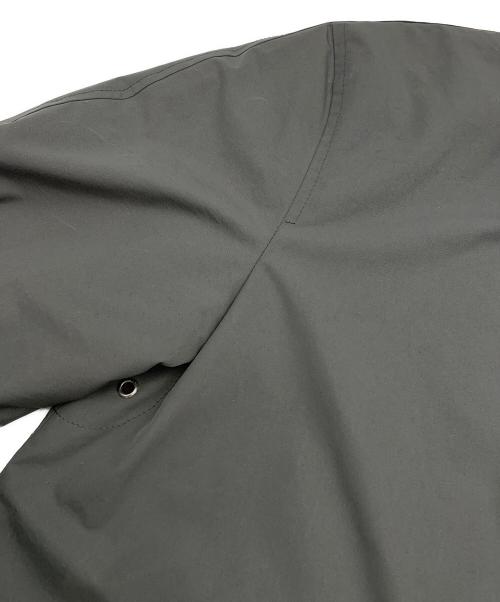 ARMANI COLLEZIONI（アルマーニ コレツィオーニ）ARMANI COLLEZIONI (アルマーニ コレツィオーニ) チェスターコート グレー サイズ:Lの古着・服飾アイテム