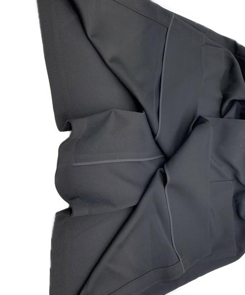 ATON（エイトン）ATON (エイトン) バックサテンバルマカンコート ブラック サイズ:6の古着・服飾アイテム