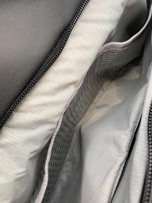 peak design（ピークデザイン）peak design (ピークデザイン) travel duffel 35L / トラベル ダッフル ブラックの古着・服飾アイテム