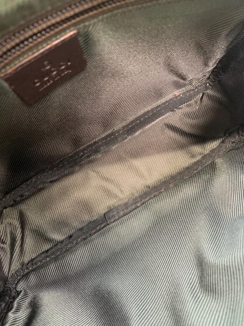 GUCCI（グッチ）GUCCI (グッチ) ショルダーバッグ GGスプリームの古着・服飾アイテム