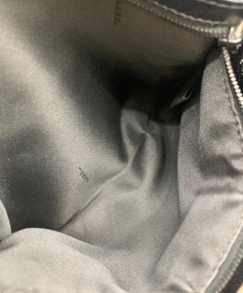 FENDI（フェンディ）FENDI (フェンディ) マンバケットショルダーバッグの古着・服飾アイテム