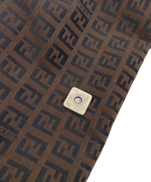 FENDI（フェンディ）FENDI (フェンディ) マンバケットショルダーバッグの古着・服飾アイテム