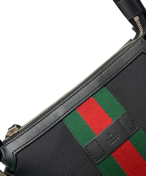 GUCCI（グッチ）GUCCI (グッチ) キャンバスショルダーバッグ ブラックの古着・服飾アイテム