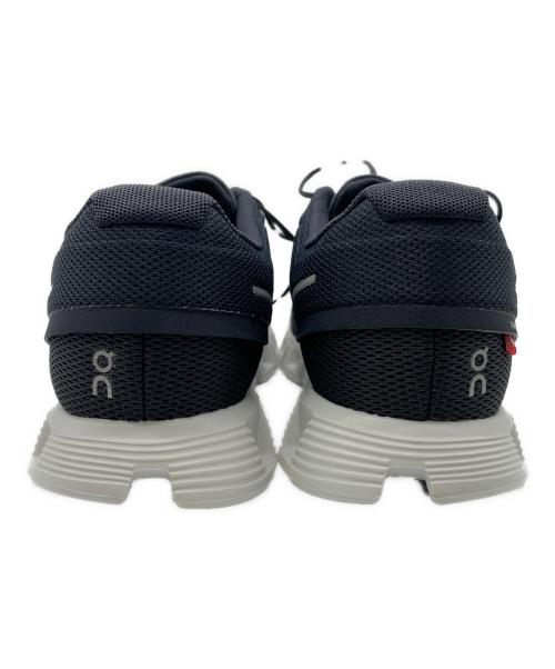 on（オン）on (オン) スニーカー Cloud 5 ブラック×ホワイト サイズ:24.5の古着・服飾アイテム