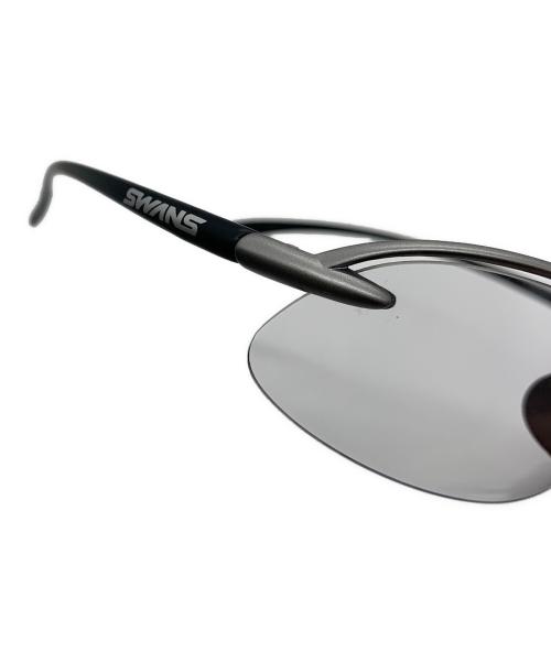 SWANS（スワンズ）SWANS (スワンズ) 調光サングラス シルバー×ブラックの古着・服飾アイテム