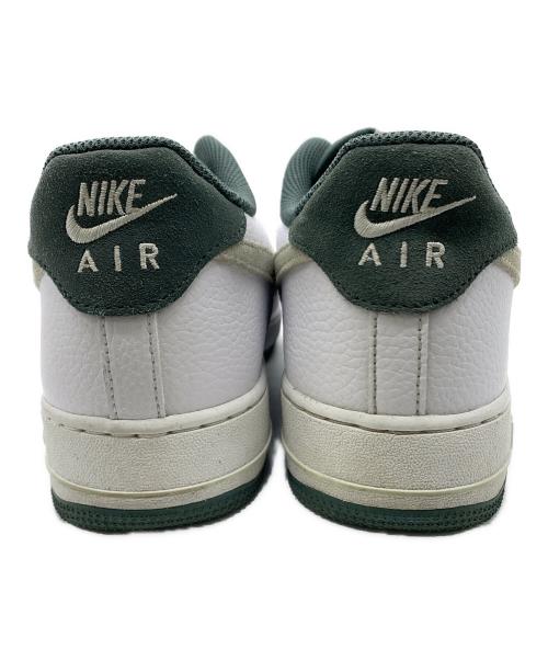 NIKE（ナイキ）NIKE (ナイキ) AIR FORCE1 ‘07 LV8 ホワイト×グリーン サイズ:CN 280の古着・服飾アイテム
