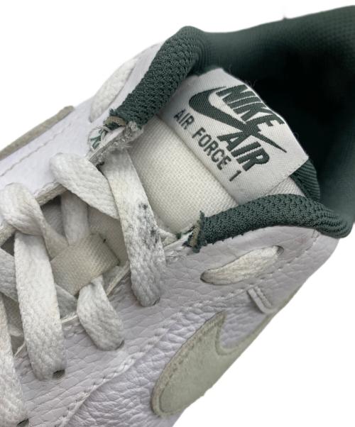 NIKE（ナイキ）NIKE (ナイキ) AIR FORCE1 ‘07 LV8 ホワイト×グリーン サイズ:CN 280の古着・服飾アイテム