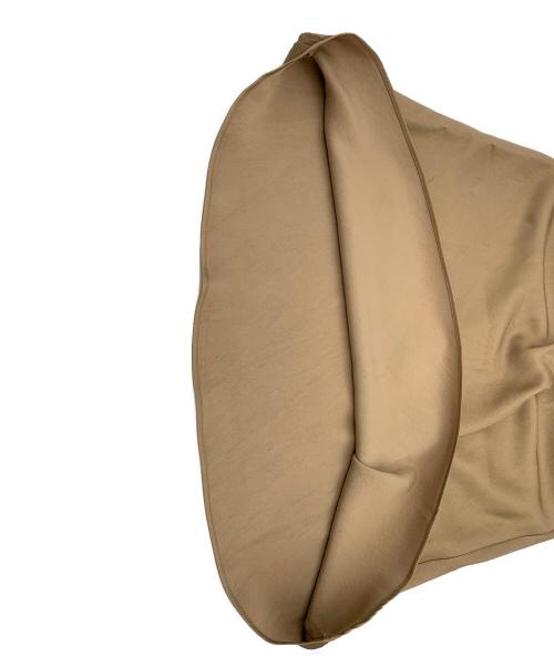 anuans（アニュアンス）anuans (アニュアンス) シャイニーサテンナロースカート ベージュ サイズ:Mの古着・服飾アイテム