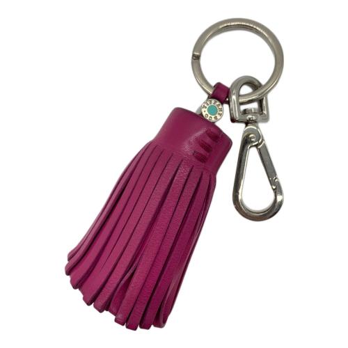 TIFFANY & Co.（ティファニー）TIFFANY & Co. (ティファニー) タッセルチャーム ピンク ショッキングピンクの古着・服飾アイテム