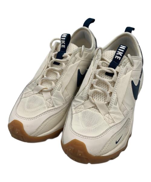 NIKE（ナイキ）NIKE (ナイキ) NIKE W TC 7900 アイボリー サイズ:23.5cmの古着・服飾アイテム