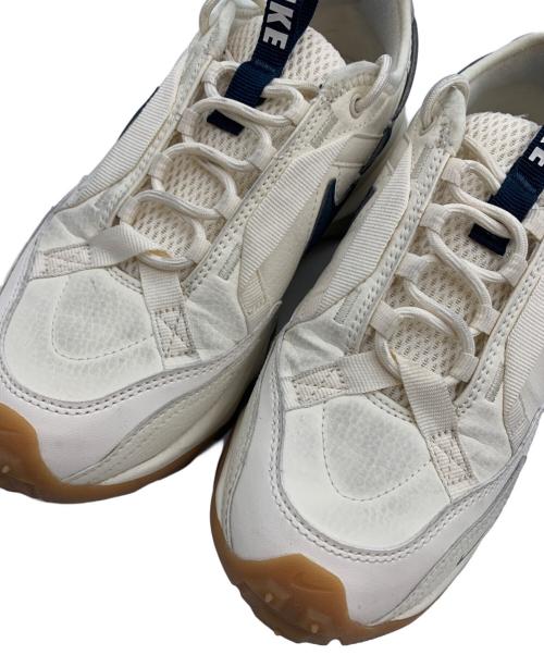 NIKE（ナイキ）NIKE (ナイキ) NIKE W TC 7900 アイボリー サイズ:23.5cmの古着・服飾アイテム