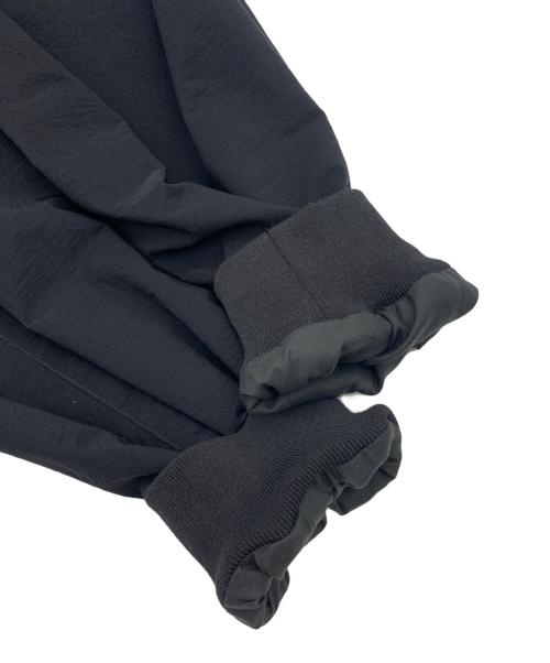 ATON（エイトン）ATON (エイトン) ジップアップストレッチナイロンジャケット ブラック サイズ:2の古着・服飾アイテム