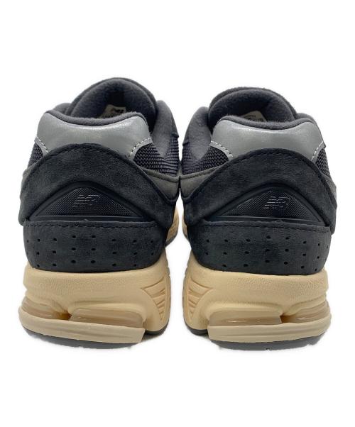 NEW BALANCE（ニューバランス）NEW BALANCE (ニューバランス) M2002RHO グレー サイズ:JPN24の古着・服飾アイテム