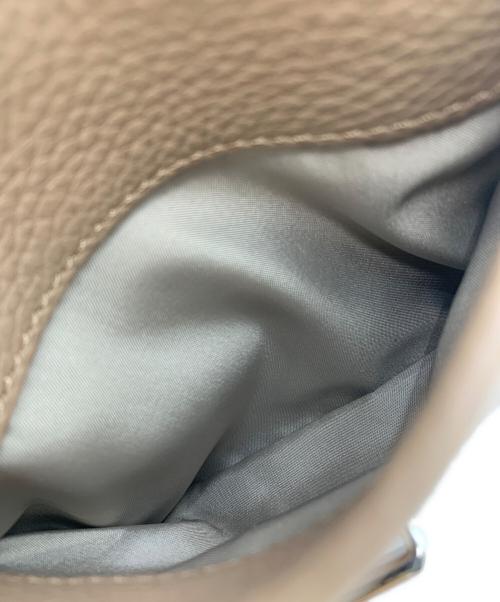 TOD'S（トッズ）TOD'S (トッズ) ショルダーバッグ ライトブラウンの古着・服飾アイテム