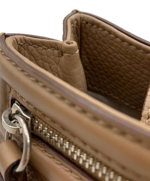 TOD'S（トッズ）TOD'S (トッズ) ショルダーバッグ ライトブラウンの古着・服飾アイテム