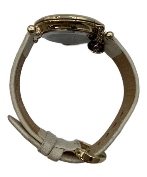 Vivienne Westwood（ヴィヴィアンウエストウッド）Vivienne Westwood (ヴィヴィアンウエストウッド) リストウォッチ ホワイトの古着・服飾アイテム