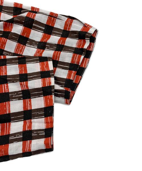 MACKINTOSH LONDON（マッキントッシュ ロンドン）MACKINTOSH LONDON (マッキントッシュ ロンドン) 半袖ワンピース ホワイト×レッド サイズ:38の古着・服飾アイテム