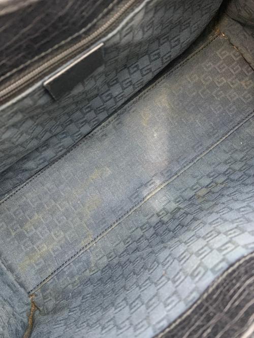 GUCCI（グッチ）GUCCI (グッチ) ワンショルダーバッグ ブラックの古着・服飾アイテム