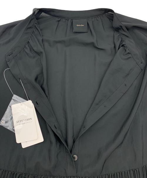 Spick and Span（スピック＆スパン）Spick and Span (スピック＆スパン) ワッシャーサテンティアードワンピース ブラック サイズ:38の古着・服飾アイテム