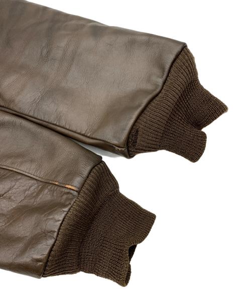 US ARMY（ユーエスアーミー）US ARMY (ユーエスアーミー) A-2ジャケット ブラウン サイズ:36の古着・服飾アイテム