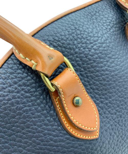 DOONEY&BOURKE（ドゥーニーアンドバーク）DOONEY&BOURKE (ドゥーニーアンドバーク) ショルダーバッグ ネイビーの古着・服飾アイテム