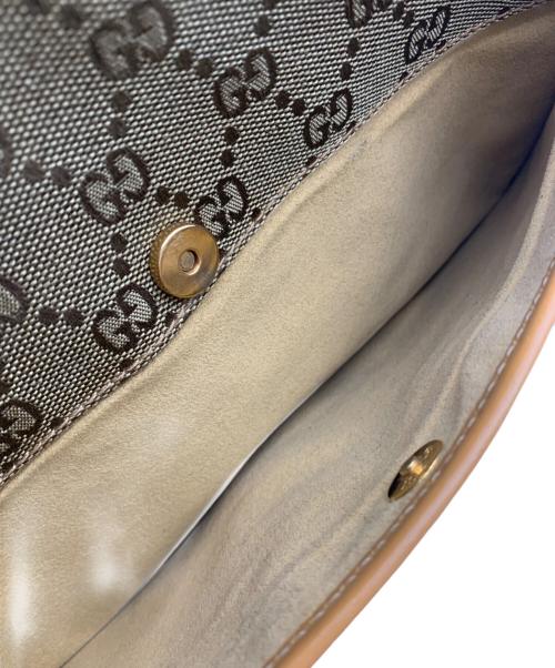 GUCCI（グッチ）GUCCI (グッチ) セカンドバッグ ベージュの古着・服飾アイテム