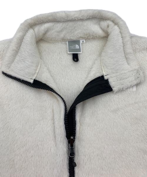 THE NORTH FACE（ザ ノース フェイス）THE NORTH FACE (ザ ノース フェイス) ZI Versa Mid Jacket/ジップインバーサミッドジャケット アイボリー×ブラック サイズ:Mの古着・服飾アイテム