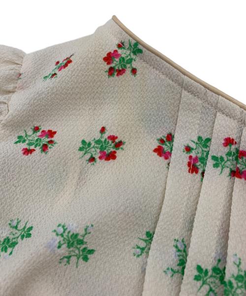 Snidel（スナイデル）Snidel (スナイデル) ミドルワンピース アイボリーの古着・服飾アイテム