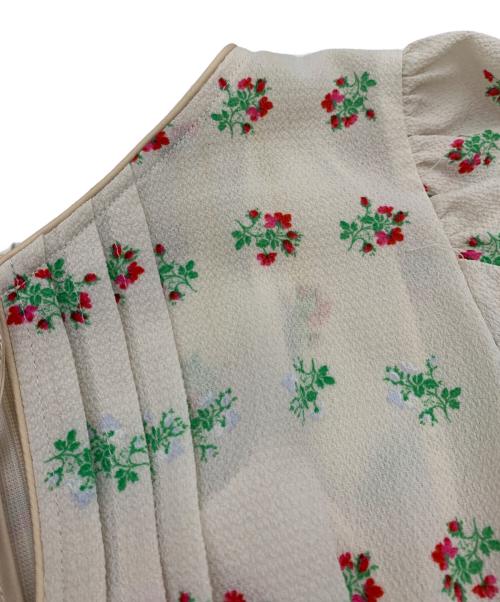 Snidel（スナイデル）Snidel (スナイデル) ミドルワンピース アイボリーの古着・服飾アイテム