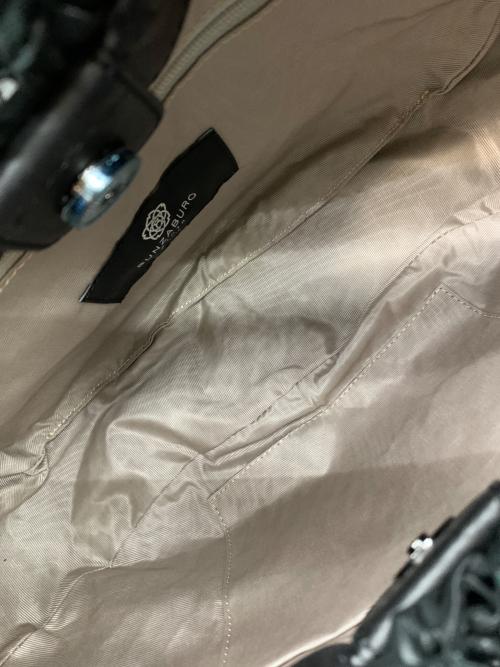 BUNZABURO（ブンザブロウ）BUNZABURO (ブンザブロウ) 大きなツンツンのバッグ グリーンの古着・服飾アイテム