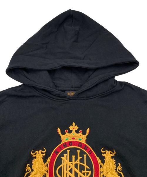 KING GNU（キングヌー）KING GNU (キングヌー) プルオーバーパーカー ブラック サイズ:XLの古着・服飾アイテム