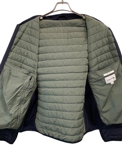 LACOSTE（ラコステ）LACOSTE (ラコステ) リブニットスタンドカラーダウンジャケット ネイビー サイズ:M/Lの古着・服飾アイテム