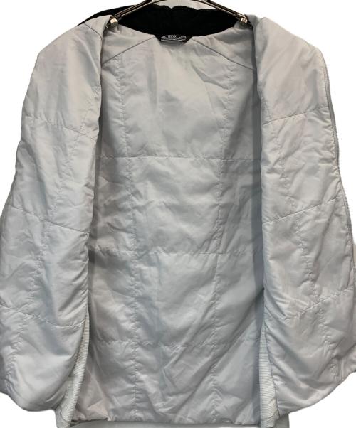 ARC'TERYX（アークテリクス）ARC'TERYX (アークテリクス) ATOM SL VEST グレー サイズ:XLの古着・服飾アイテム