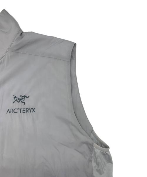 ARC'TERYX（アークテリクス）ARC'TERYX (アークテリクス) ATOM SL VEST グレー サイズ:XLの古着・服飾アイテム