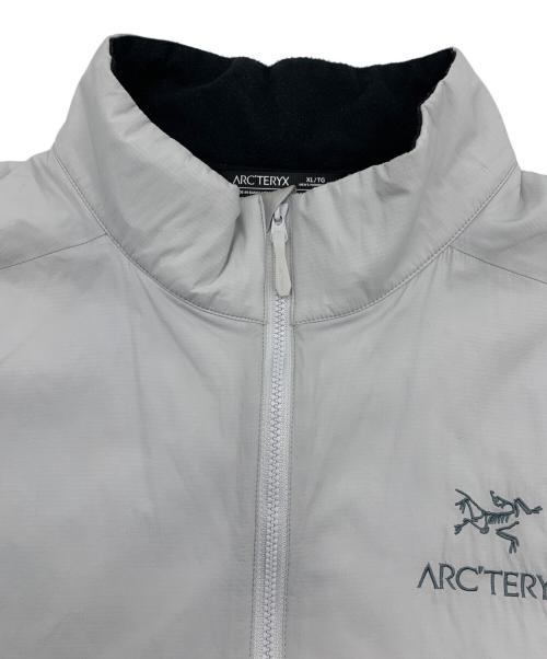 ARC'TERYX（アークテリクス）ARC'TERYX (アークテリクス) ATOM SL VEST グレー サイズ:XLの古着・服飾アイテム