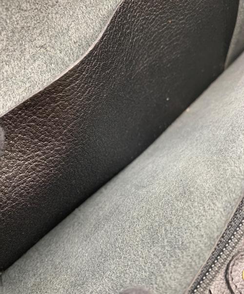 IL BISONTE（イル ビゾンテ）IL BISONTE (イル ビゾンテ) 長財布 ブラックの古着・服飾アイテム