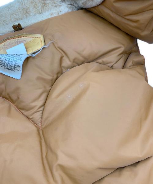 Rocky Mountain FeatherBed（ロッキーマウンテンフェザーベッド）Rocky Mountain FeatherBed (ロッキーマウンテンフェザーベッド) ダウンベスト ベージュ×オレンジ サイズ:11/12の古着・服飾アイテム