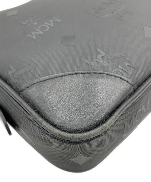 MCM（エムシーエム）MCM (エムシーエム) バッグ ブラックの古着・服飾アイテム
