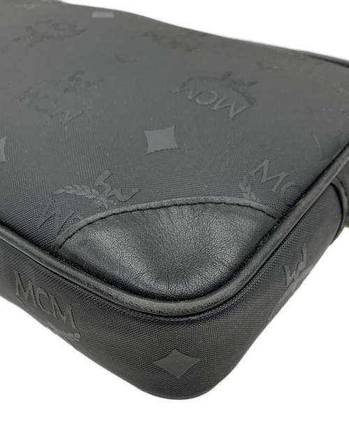 MCM（エムシーエム）MCM (エムシーエム) バッグ ブラックの古着・服飾アイテム