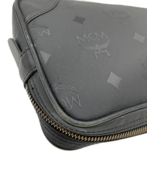 MCM（エムシーエム）MCM (エムシーエム) バッグ ブラックの古着・服飾アイテム