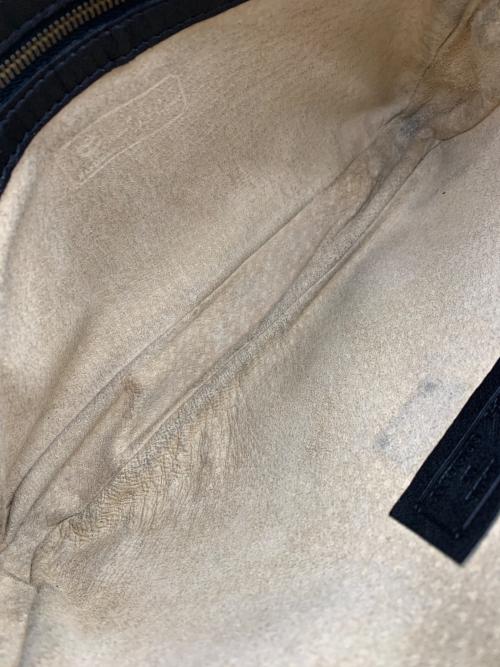 MCM（エムシーエム）MCM (エムシーエム) バッグ ブラックの古着・服飾アイテム