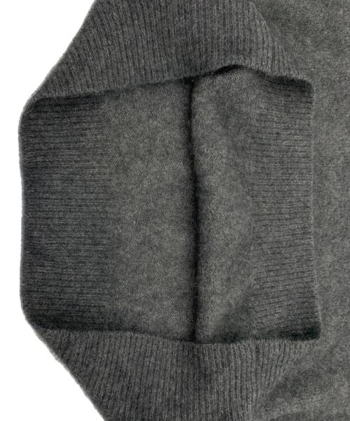 Whim Gazette（ウィムガゼット）Whim Gazette (ウィムガゼット) ファーVネックプルオーバー グレー サイズ:Fの古着・服飾アイテム