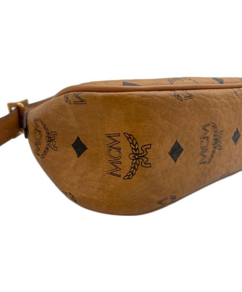 MCM（エムシーエム）MCM (エムシーエム) ワンショルダーバッグ ブラウンの古着・服飾アイテム