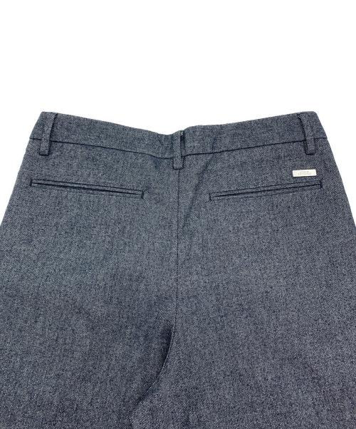 ARMANI EXCHANGE（アルマーニ エクスチェンジ）ARMANI EXCHANGE (アルマーニ エクスチェンジ) タックパンツ ネイビー サイズ:29の古着・服飾アイテム