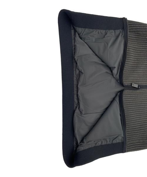 EMPORIO ARMANI（エンポリオアルマーニ）EMPORIO ARMANI (エンポリオアルマーニ) ジップブルゾン ブラック サイズ:44の古着・服飾アイテム