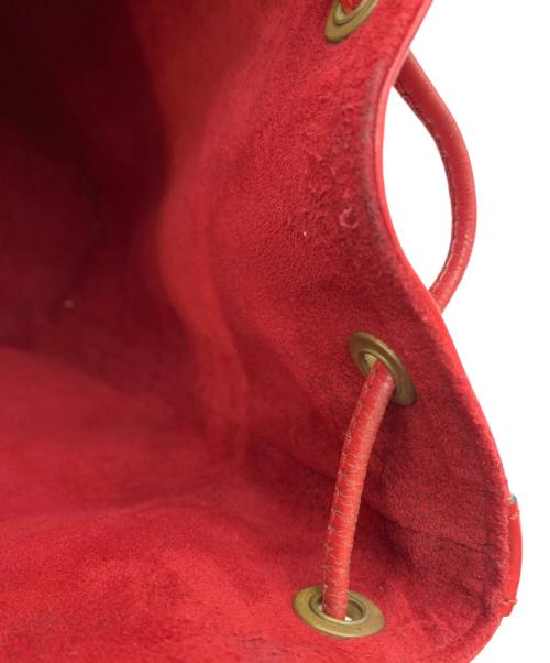 LOUIS VUITTON（ルイ ヴィトン）LOUIS VUITTON (ルイ ヴィトン) ノエショルダーバッグ レッドの古着・服飾アイテム