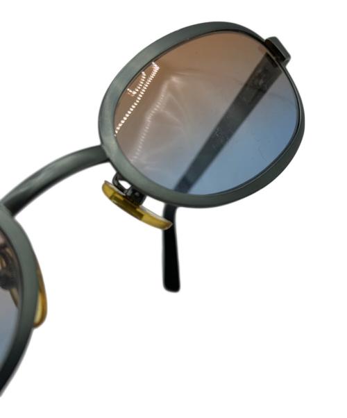 FENDI（フェンディ）FENDI (フェンディ) サングラス グレーの古着・服飾アイテム