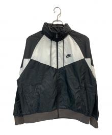 NIKE（ナイキ）の古着「フーデッドジャケット」｜ホワイト×ブラック