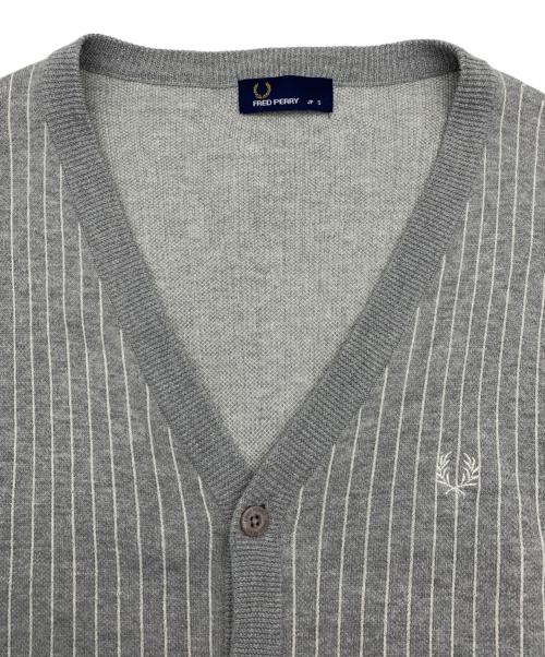 FRED PERRY（フレッドペリー）FRED PERRY (フレッドペリー) 薄手カーディガン グレー サイズ:Sの古着・服飾アイテム